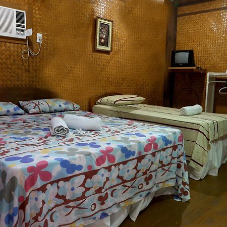 67Th Heaven Holiday Resort Lucbuan Esterno foto