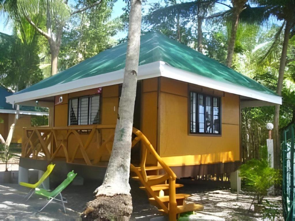 67Th Heaven Holiday Resort Lucbuan Esterno foto