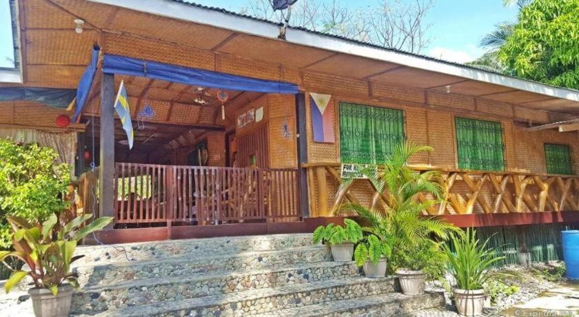 67Th Heaven Holiday Resort Lucbuan Esterno foto